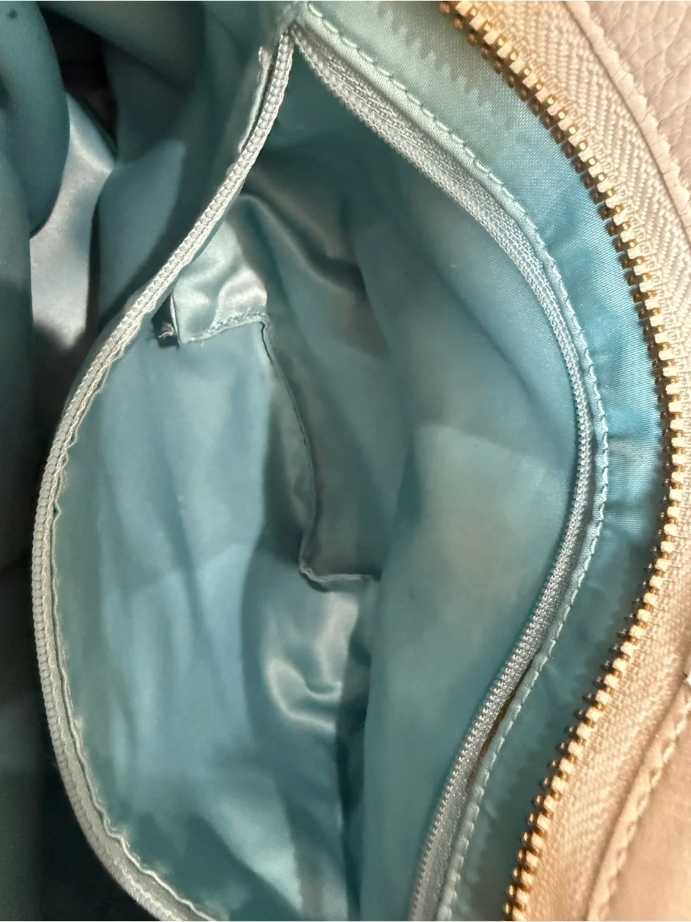 Vintage Coach Carly Leather Hobo Bag Off-White Leather Gold Hardware J0782-10615